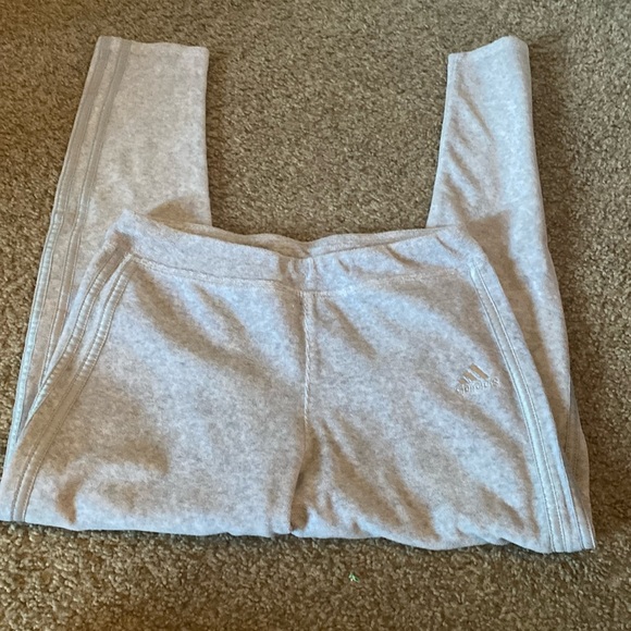 adidas Pants - ✨🐬grey adidas joggers⚡️🥥